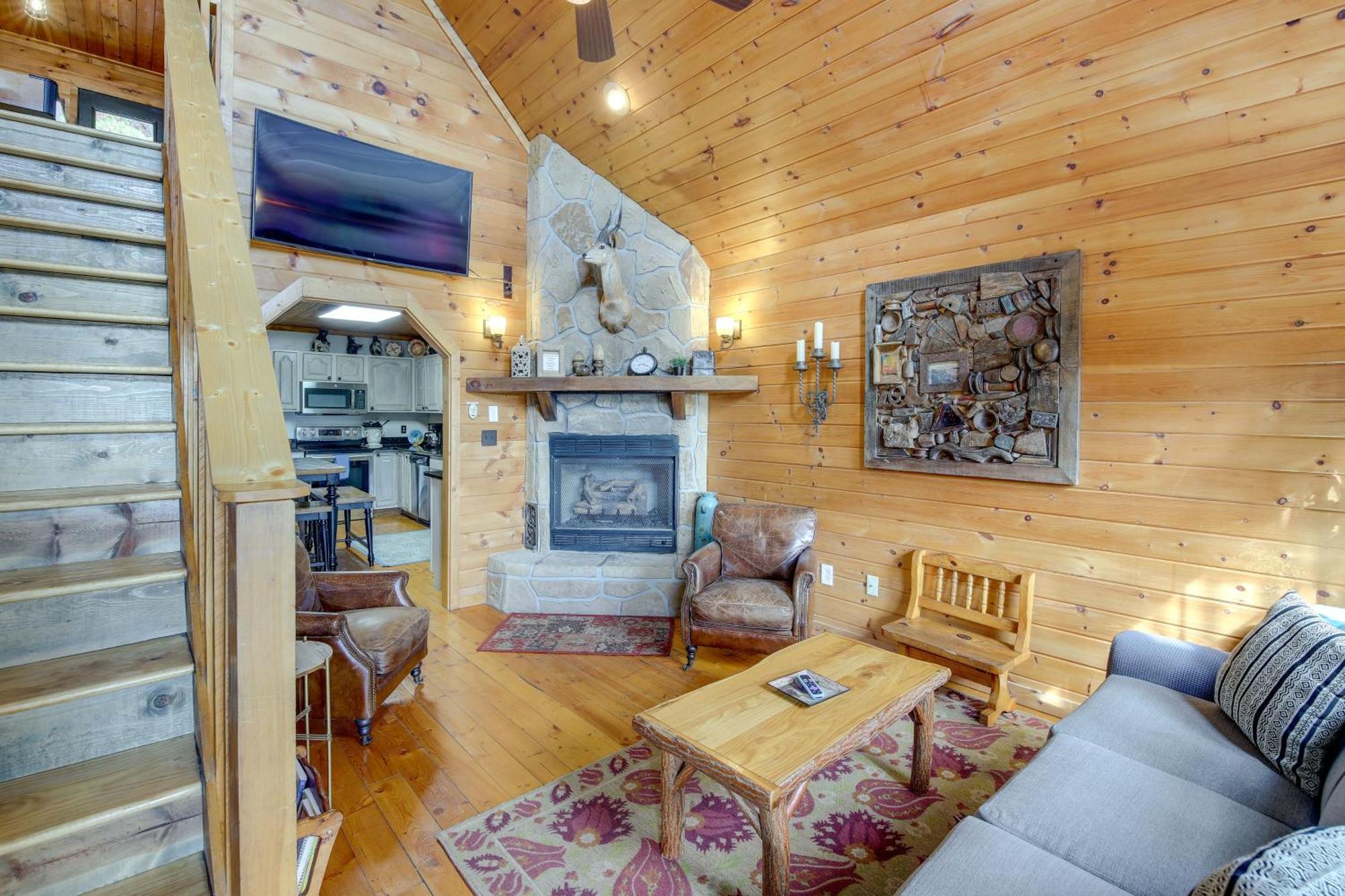 Above And Beyond Pigeon Forge Cabin With Prime Views! Kültér fotó