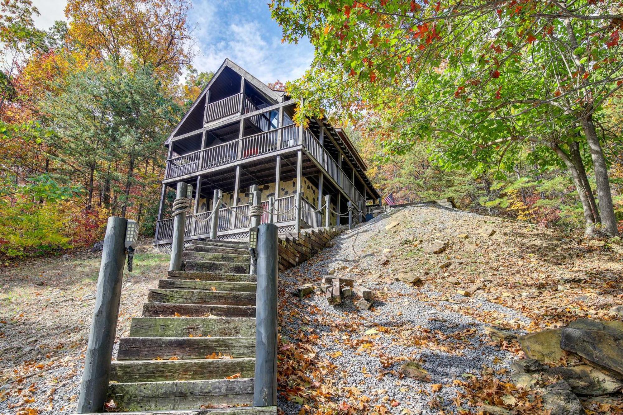Above And Beyond Pigeon Forge Cabin With Prime Views! Kültér fotó